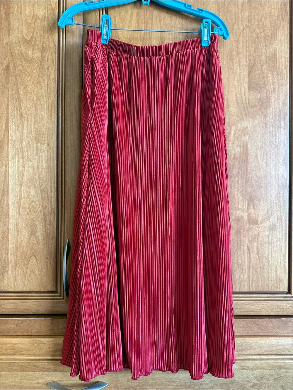 Red Pleated Midi Skirt - Women's Elastic Waist